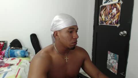 DuragPapi online show from February 2025 10:33:01 PM