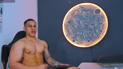 duran_dhikol1 online show from December 2025 11:20:01 PM