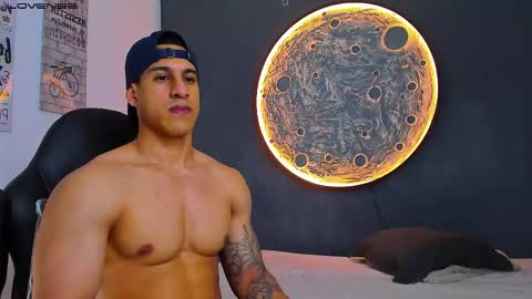 duran_dhikol1 online show from February 2026 03:23:01 AM