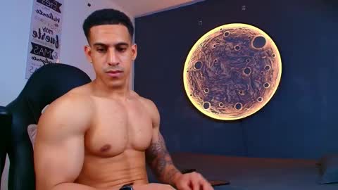 duran_dhikol1 online show from June 2026 01:32:02 AM
