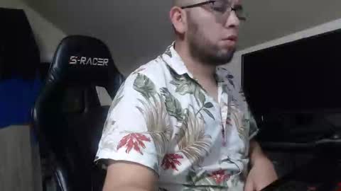 Snapshot of duroporelchiquito chatting on March 2026 04:27:02 AM duroporelchiquito online show from March 2026 04:27:02 AM