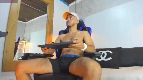 DUSAN  GREY online show from February 2026 03:36:02 AM