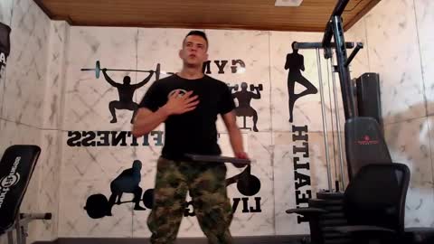 Snapshot of dustin_sonne chatting on January 2025 10:18:01 PM Dustin Sonne online show from January 2025 10:18:01 PM