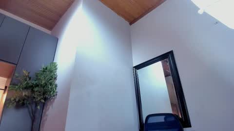 Snapshot of dustin_sonne chatting on February 2025 09:31:01 AM Dustin Sonne online show from February 2025 09:31:01 AM