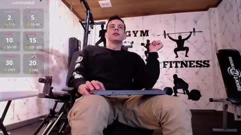 Snapshot of dustin_sonne chatting on February 2025 03:36:02 AM Dustin Sonne online show from February 2025 03:36:02 AM