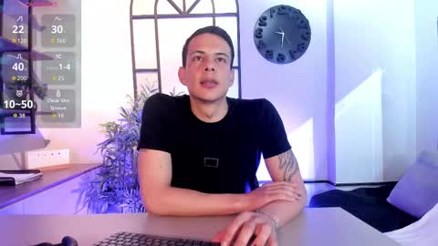 Snapshot of dustin_sonne chatting on September 2025 03:54:01 AM Dustin Sonne online show from September 2025 03:54:01 AM