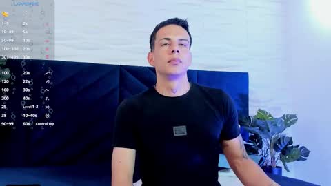 Snapshot of dustin_sonne chatting on October 2025 03:38:02 AM Dustin Sonne online show from October 2025 03:38:02 AM