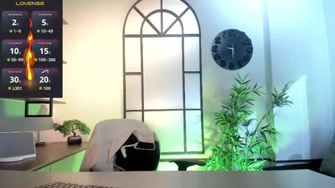 Snapshot of dustin_sonne chatting on October 2025 03:28:02 AM Dustin Sonne online show from October 2025 03:28:02 AM