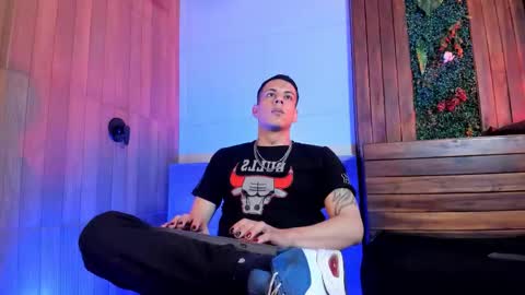 Dustin Sonne online show from February 2026 03:51:02 AM