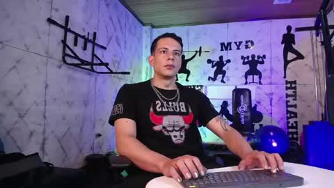 Dustin Sonne online show from April 2026 03:37:02 AM