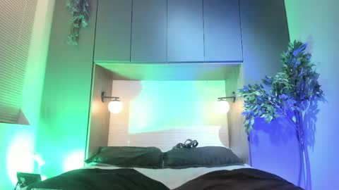 Dustin Sonne online show from April 2026 03:37:01 AM