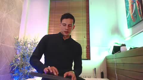 Dustin Sonne online show from April 2026 04:06:01 AM