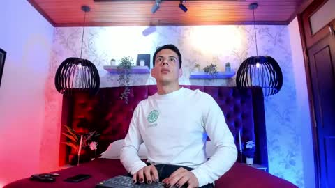 Dustin Sonne online show from May 2026 03:34:02 AM