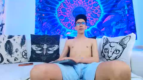 Dustin Dollin online show from May 2026 06:38:01 PM