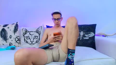 Dustin Dollin online show from June 2026 06:28:02 PM