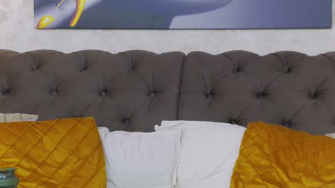 Dustin online show from December 2024 01:03:01 AM