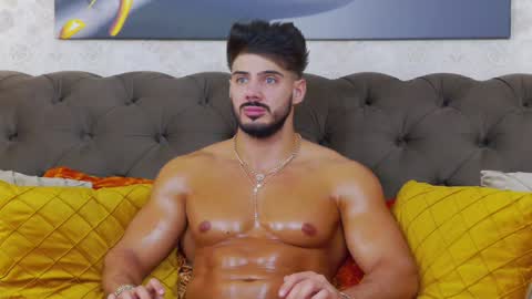 Dustin online show from January 2025 11:19:01 PM