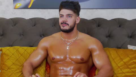 Dustin online show from January 2025 09:37:01 PM