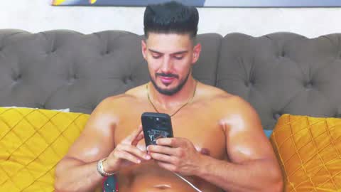 Dustin online show from July 2026 08:54:02 AM