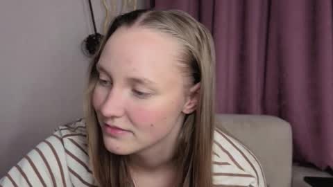 Jenny online show from December 2025 07:34:02 PM