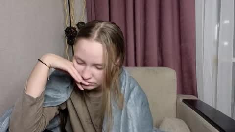 Jenny online show from December 2025 07:09:01 PM