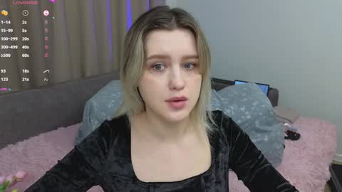 Snapshot of dusyastar chatting on January 2025 03:07:01 PM Dusya online show from January 2025 03:07:01 PM