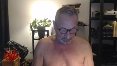 DutchPear online show from February 2025 06:19:01 PM