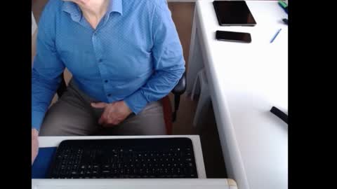 dutchpornking2 online show from November 2025 08:04:01 AM