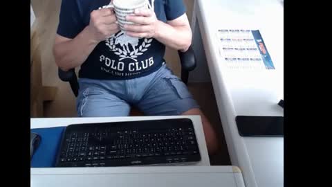 dutchpornking2 online show from June 2026 07:00:01 AM