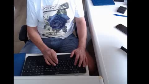 dutchpornking2 online show from July 2026 07:01:01 AM