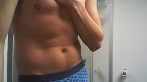 Snapshot of dutchtommy28 chatting on February 2026 02:31:02 PM Tommy online show from February 2026 02:31:02 PM