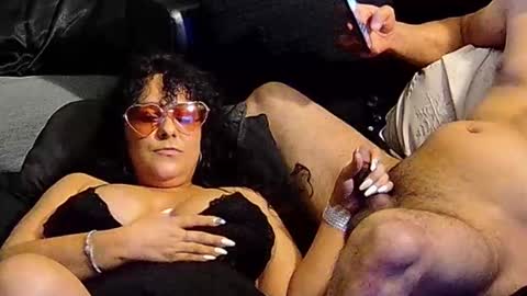 Delilah  Papi online show from October 2025 11:27:01 AM