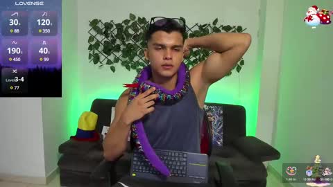 dwayne_brown online show from December 2024 12:11:01 AM