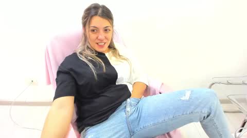 dayana online show from December 2024 01:03:01 AM