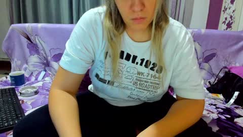 dayana online show from December 2024 04:54:02 AM