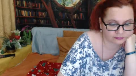 Dyanne online show from June 2026 07:01:01 PM