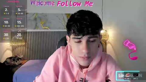 dyla_n18_ online show from July 2026 08:59:01 PM