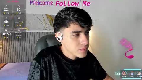 dyla_n18_ online show from July 2026 07:43:01 PM