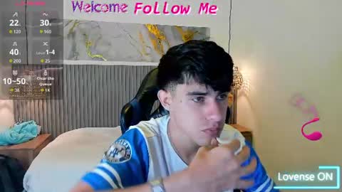 dyla_n18_ online show from July 2026 09:32:01 PM