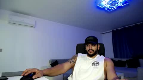 Dylan Dom  online show from September 2025 08:01:02 PM