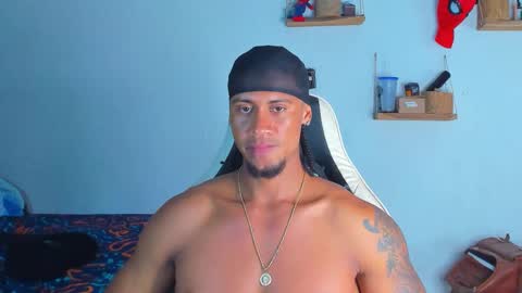 Snapshot of dylan_jake1 chatting on February 2026 02:32:02 AM Dylan online show from February 2026 02:32:02 AM