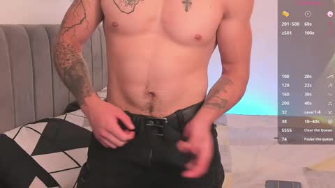 Snapshot of dylan_spencer chatting on December 2024 01:23:01 AM Bryan model independient online show from December 2024 01:23:01 AM