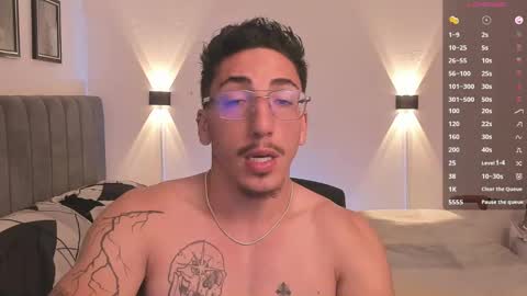 Snapshot of dylan_spencer chatting on December 2024 08:04:02 PM Bryan model independient online show from December 2024 08:04:02 PM