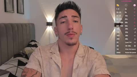 Snapshot of dylan_spencer chatting on January 2025 07:28:01 PM Bryan model independient online show from January 2025 07:28:01 PM