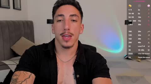 Snapshot of dylan_spencer chatting on January 2025 07:40:01 PM Bryan model independient online show from January 2025 07:40:01 PM