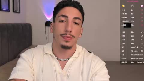 Snapshot of dylan_spencer chatting on February 2025 07:08:02 PM Bryan model independient online show from February 2025 07:08:02 PM