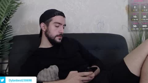 Dylan online show from December 2024 06:32:01 AM