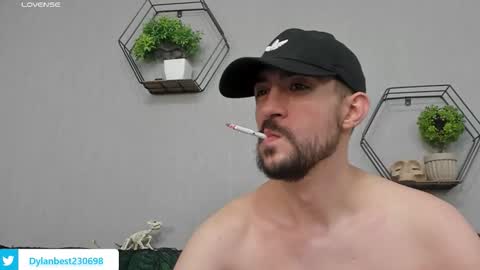 Dylan online show from October 2025 03:31:02 AM