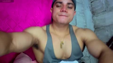 Dylangusss online show from January 2026 01:18:01 AM