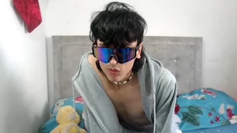 Snapshot of dylann_ross chatting on April 2026 05:08:02 PM dylann ross online show from April 2026 05:08:02 PM